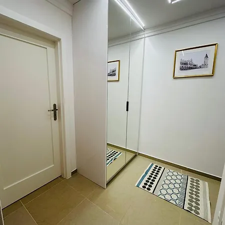 Apazory - Przytulny Na Wylacznosc *